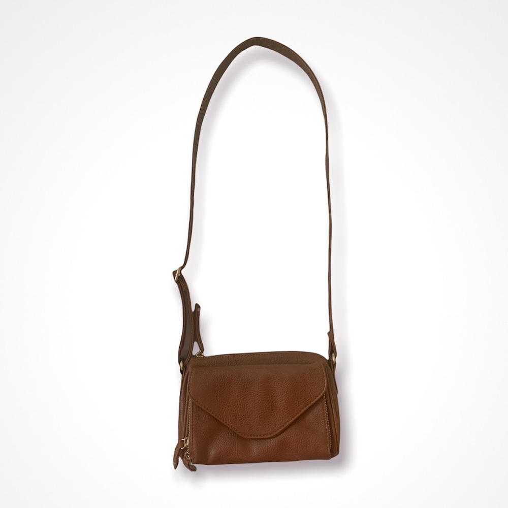 Cognac small handbag with gold hardware